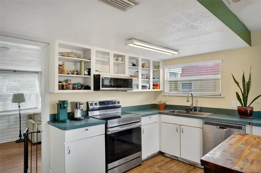 235 Daytona Avenue Holly Hill FL 32117
