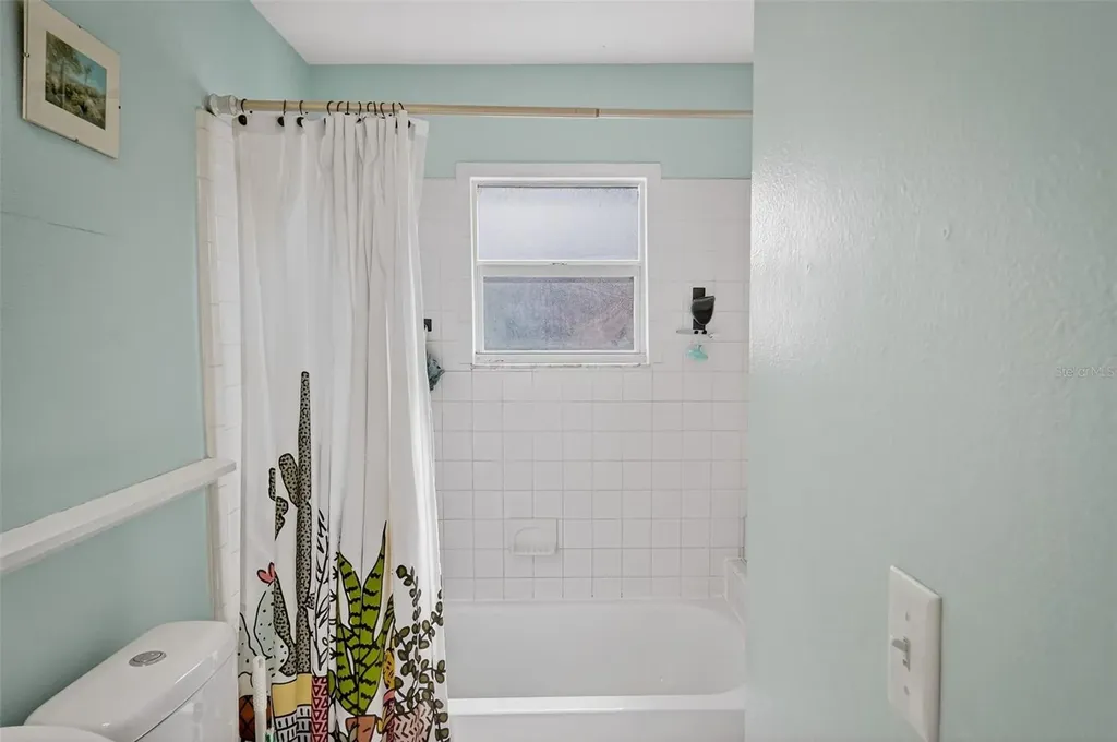 235 Daytona Avenue Holly Hill FL 32117