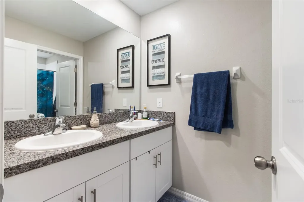 15541 Colt Creek Place Sun City Center FL 33573