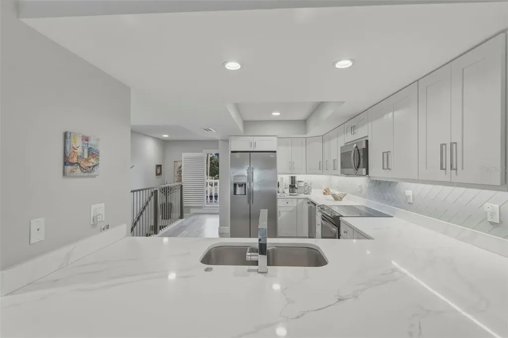 544 Pinellas Bayway S Tierra Verde FL 33715