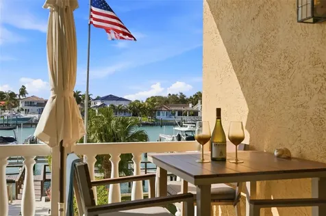 544 Pinellas Bayway S Tierra Verde FL 33715