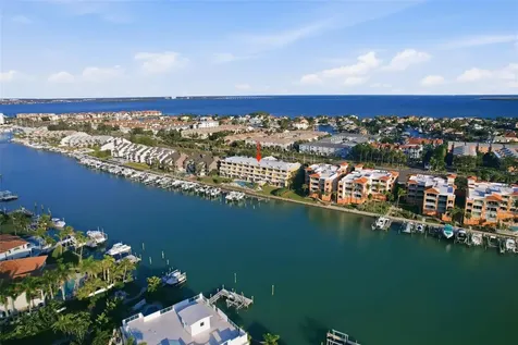 544 Pinellas Bayway S Tierra Verde FL 33715