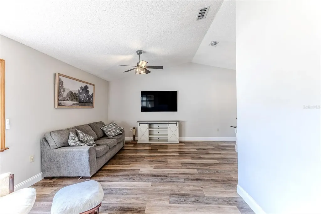 1299 Stallings Avenue Spring Hill FL 34609