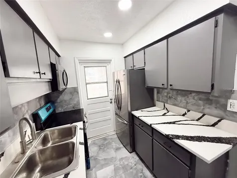 4507 9th Street W Bradenton FL 34207