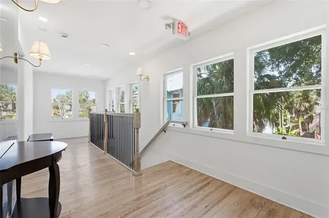 326 6th Avenue N St Petersburg FL 33701