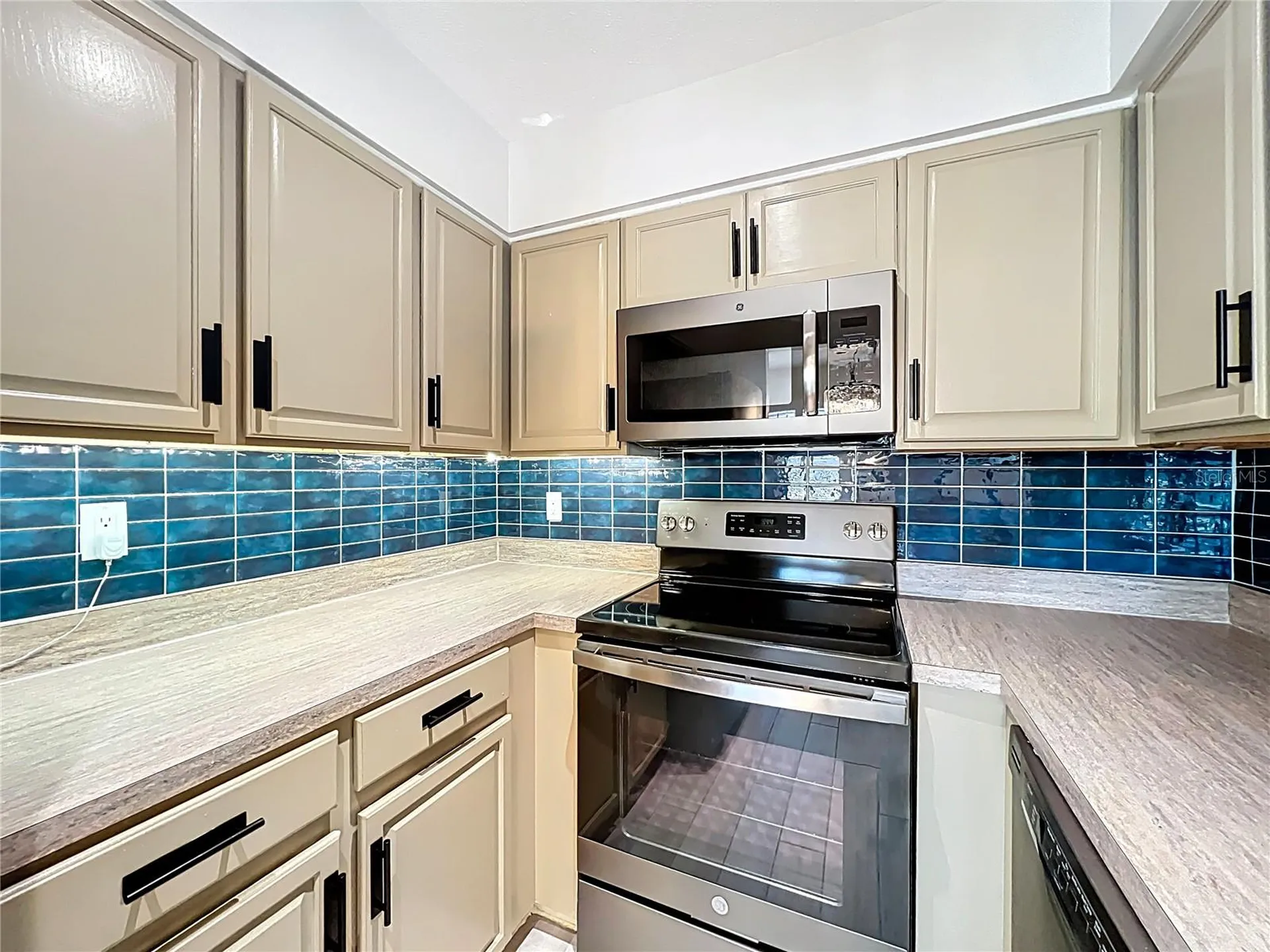 470 W Par Street Orlando FL 32804