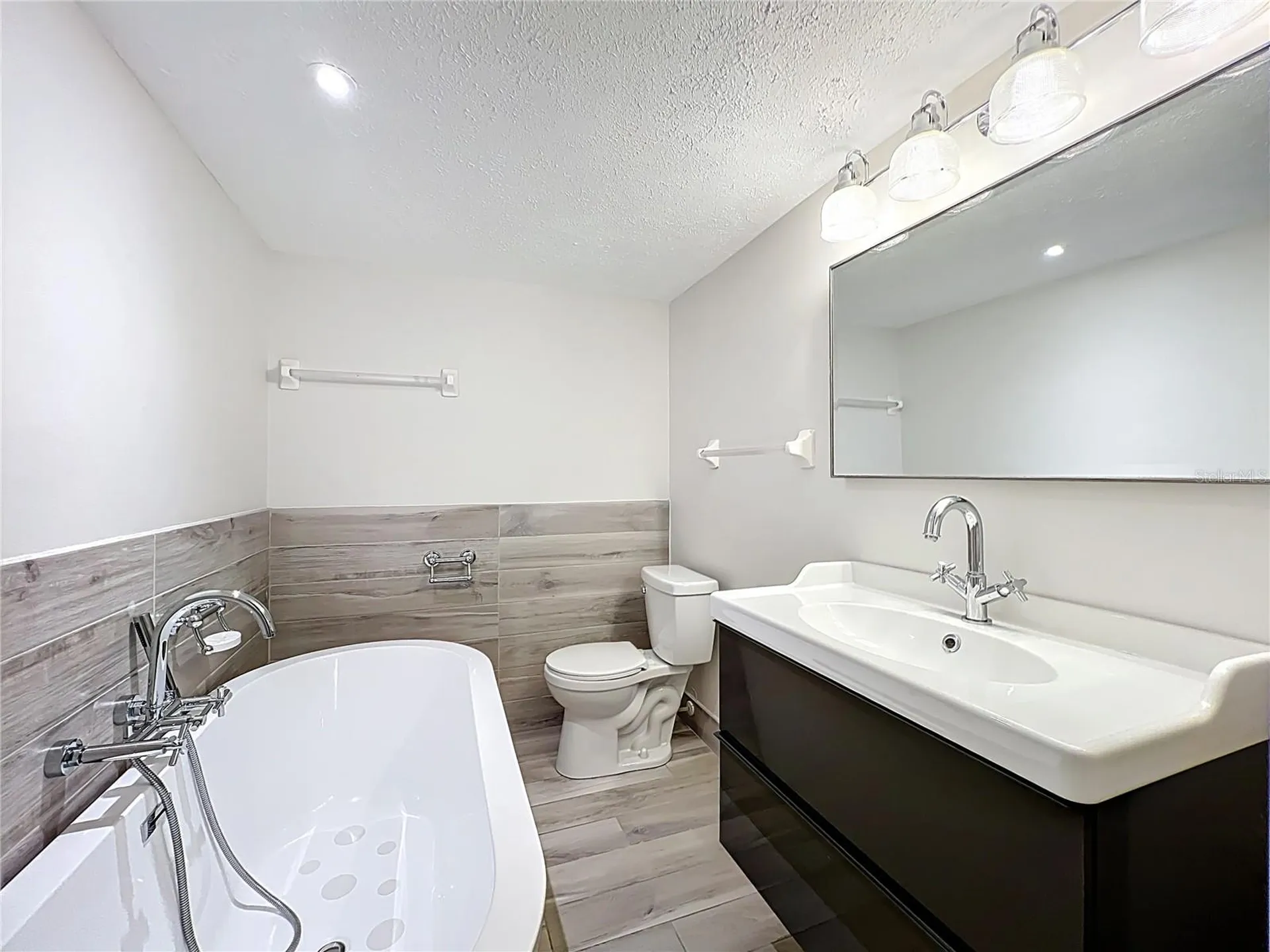 470 W Par Street Orlando FL 32804