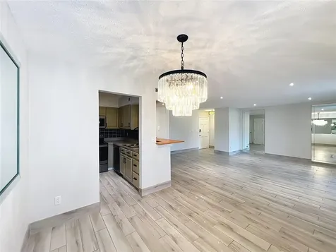 470 W Par Street Orlando FL 32804