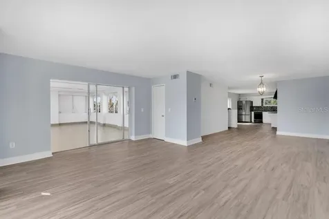 6670 Bay Shore Drive St Cloud FL 34771