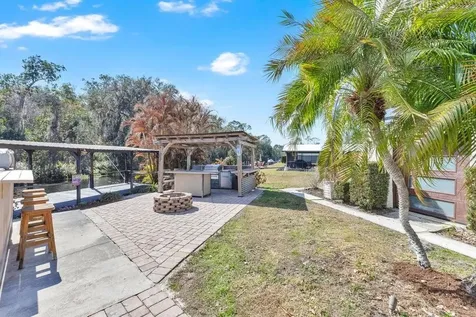 6670 Bay Shore Drive St Cloud FL 34771