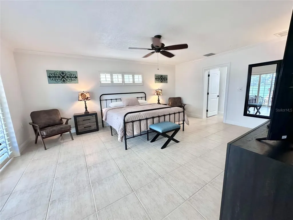 7831 4th Avenue S St Petersburg FL 33707