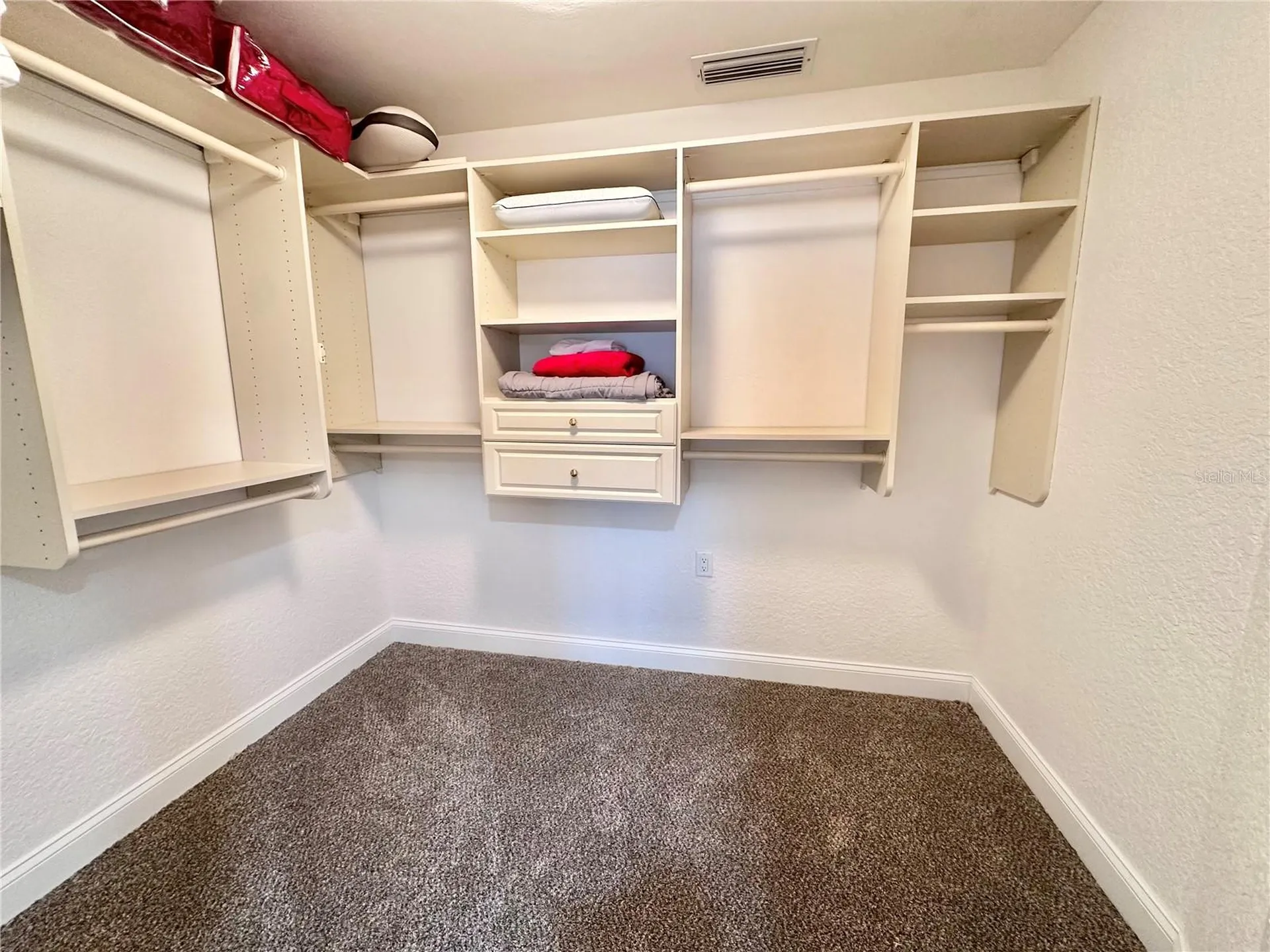7831 4th Avenue S St Petersburg FL 33707