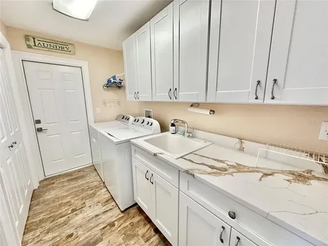 7831 4th Avenue S St Petersburg FL 33707
