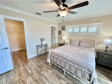 7831 4th Avenue S St Petersburg FL 33707