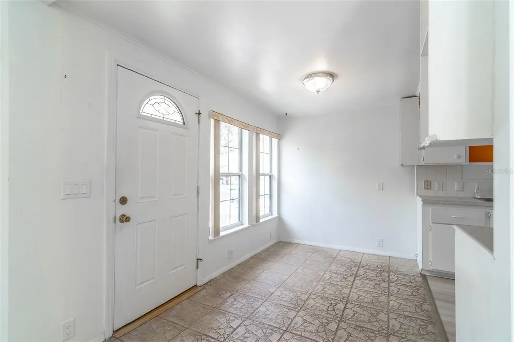 320 N Forest Boulevard Lake Mary FL 32746