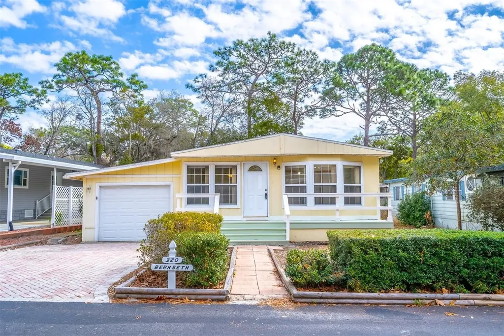 320 N Forest Boulevard Lake Mary FL 32746