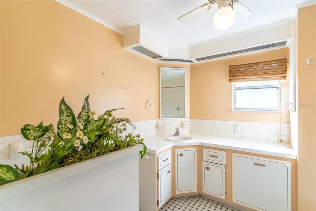 320 N Forest Boulevard Lake Mary FL 32746