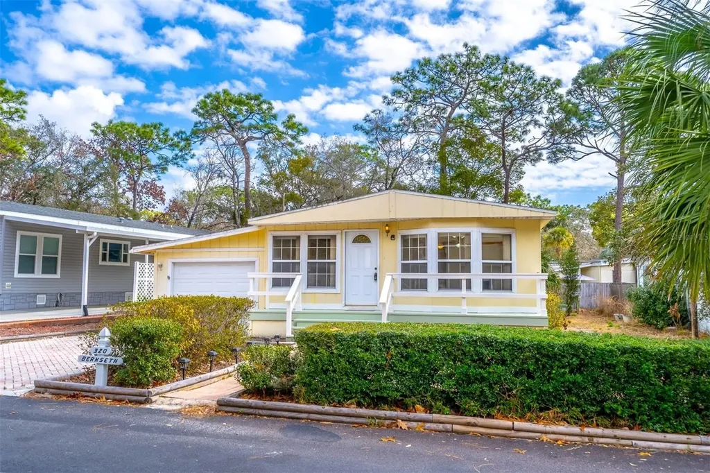 320 N Forest Boulevard Lake Mary FL 32746