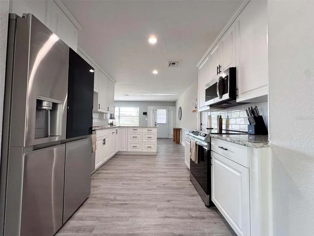 3857 Woodrow Ridge Street Sarasota FL 34233