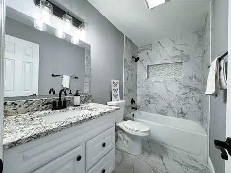 3857 Woodrow Ridge Street Sarasota FL 34233