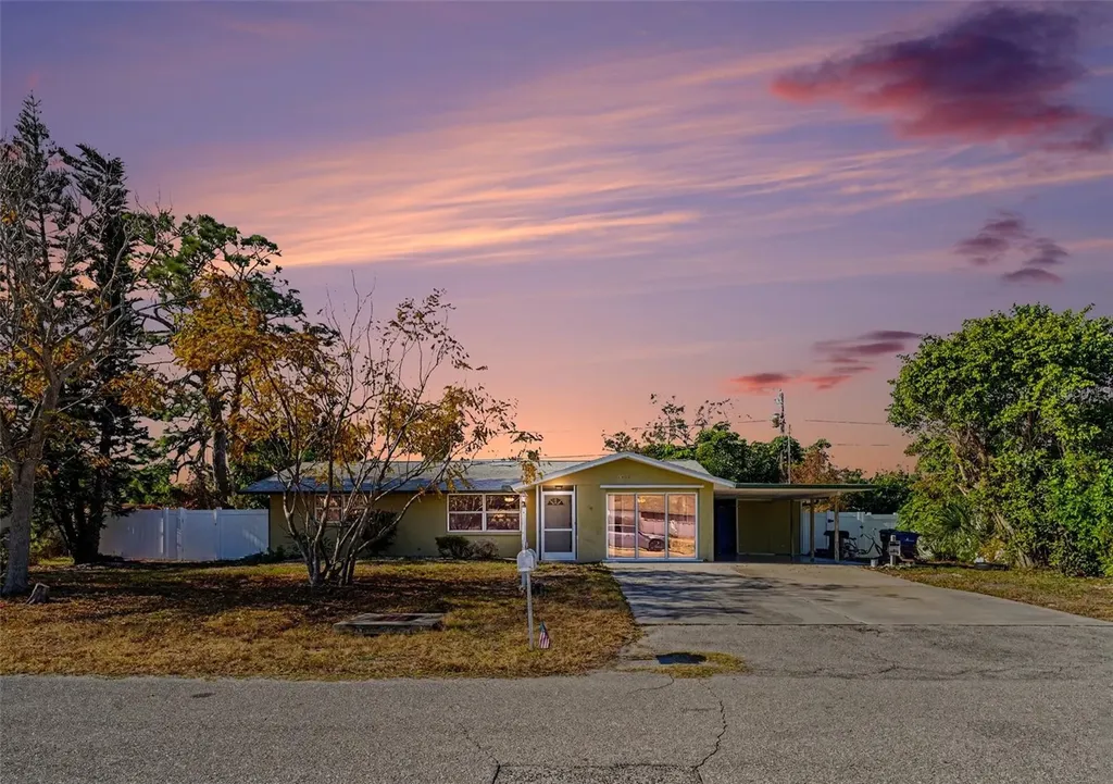 3468 Roslyn Road Venice FL 34293