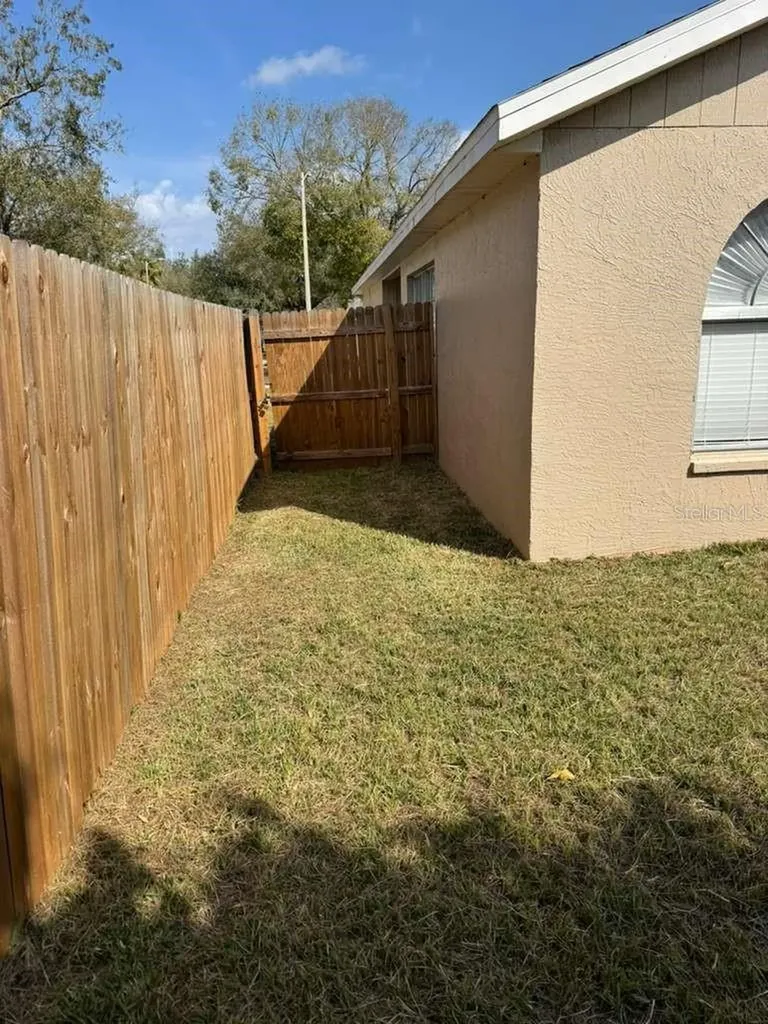 1421 Mohrlake Drive Brandon FL 33511