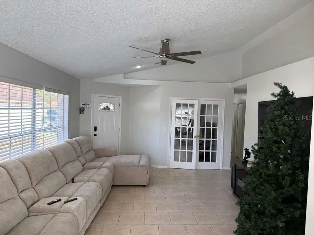 1421 Mohrlake Drive Brandon FL 33511