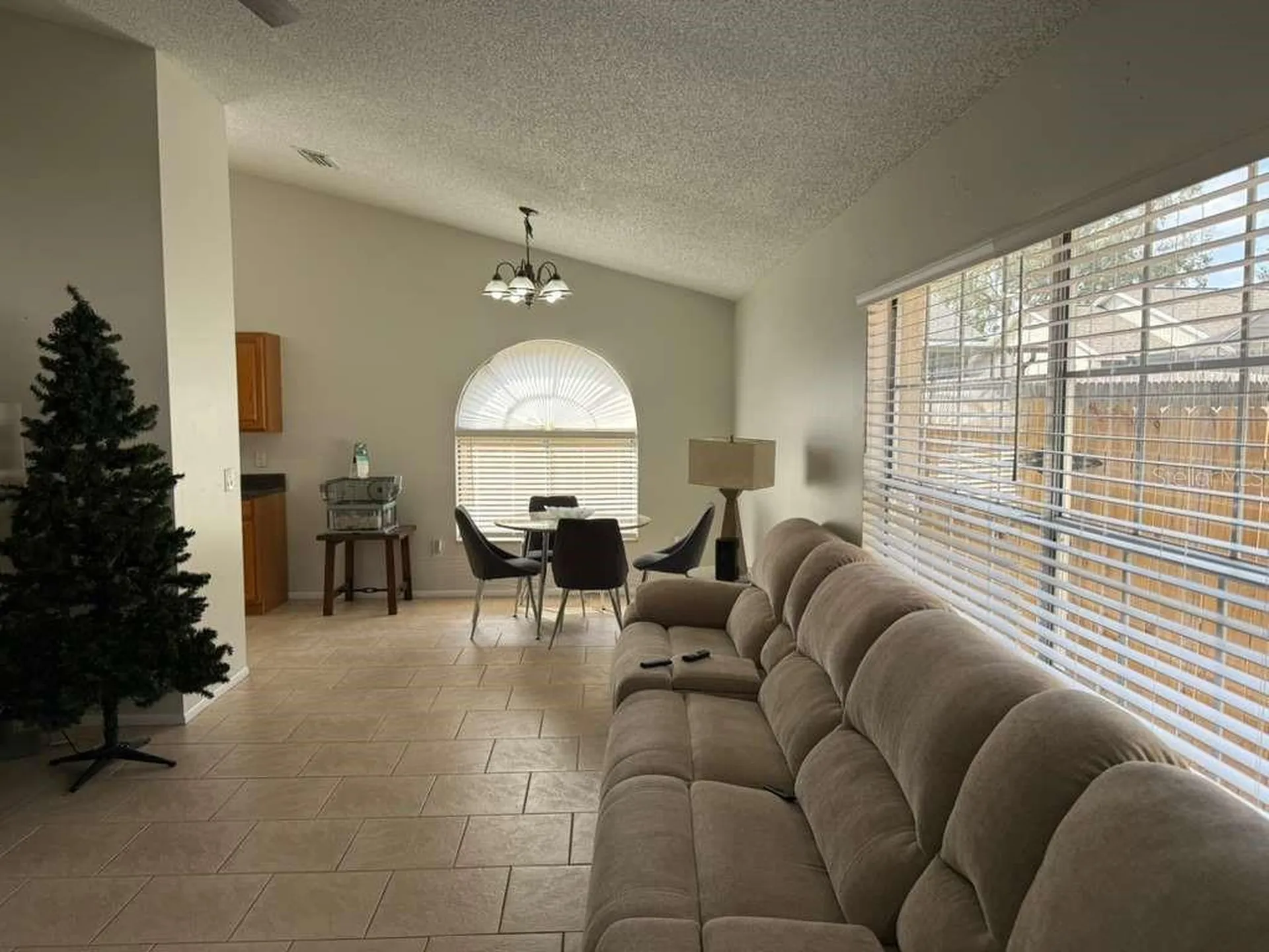 1421 Mohrlake Drive Brandon FL 33511