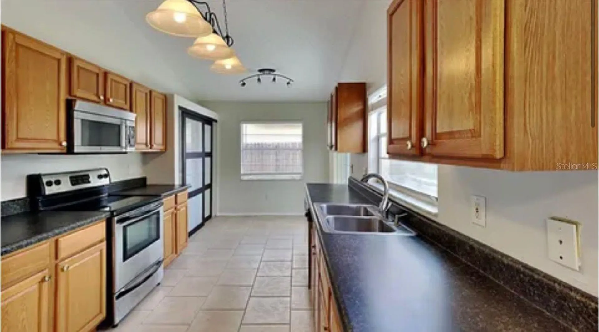 1421 Mohrlake Drive Brandon FL 33511