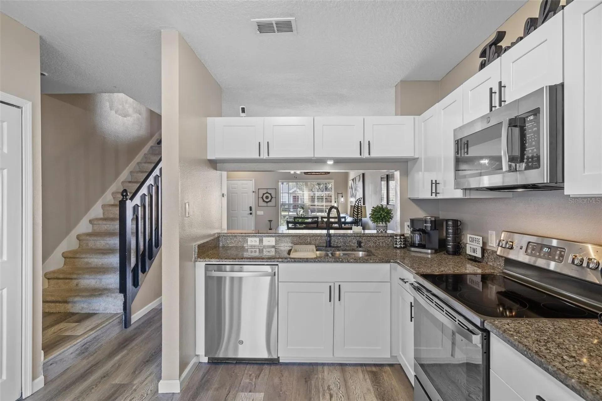 388 Countryside Key Boulevard Oldsmar FL 34677