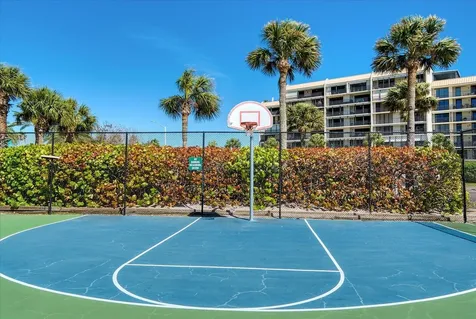 1582 Gulf Boulevard Clearwater Beach FL 33767