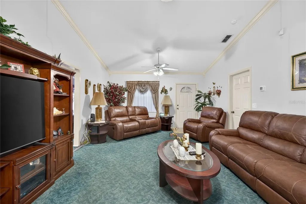 215 Dairy Road Auburndale FL 33823