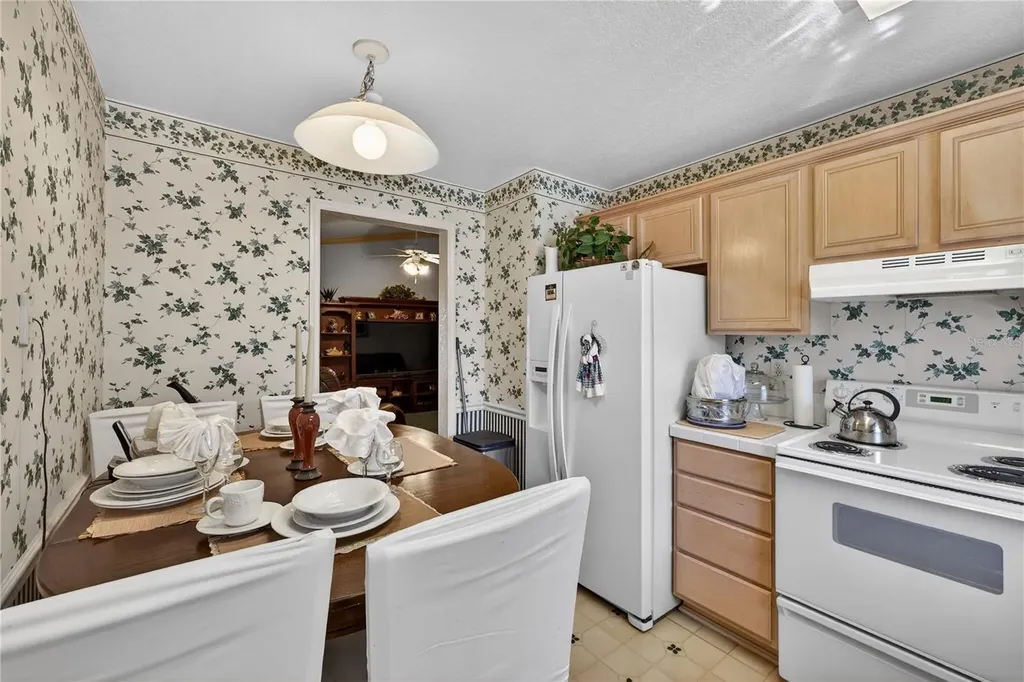215 Dairy Road Auburndale FL 33823