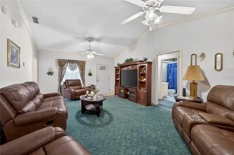 215 Dairy Road Auburndale FL 33823