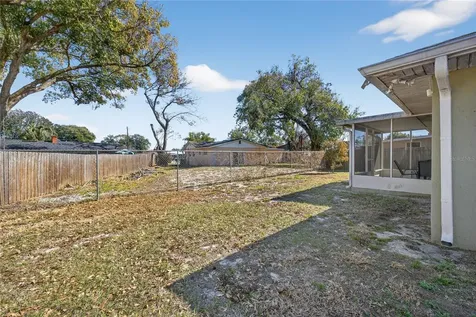 215 Dairy Road Auburndale FL 33823