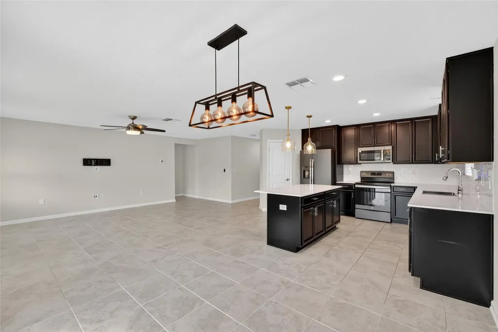 4773 Magnetite Loop Mount Dora FL 32757