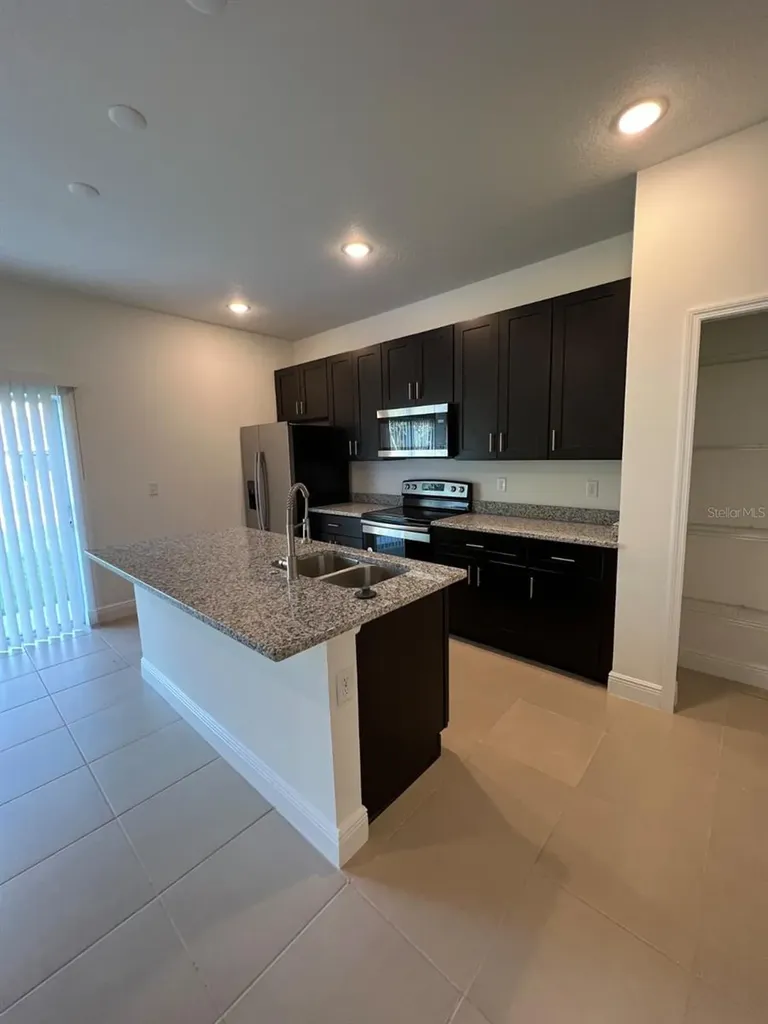 2161 SW 153rd Loop Ocala FL 34473