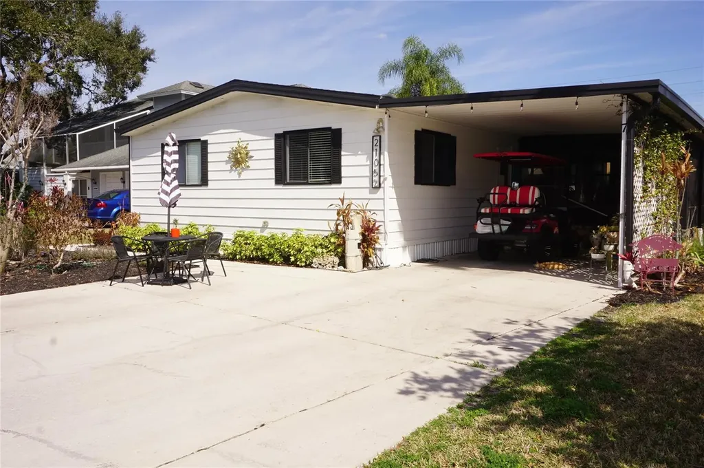 21052 Little Magens Loop Lutz FL 33558
