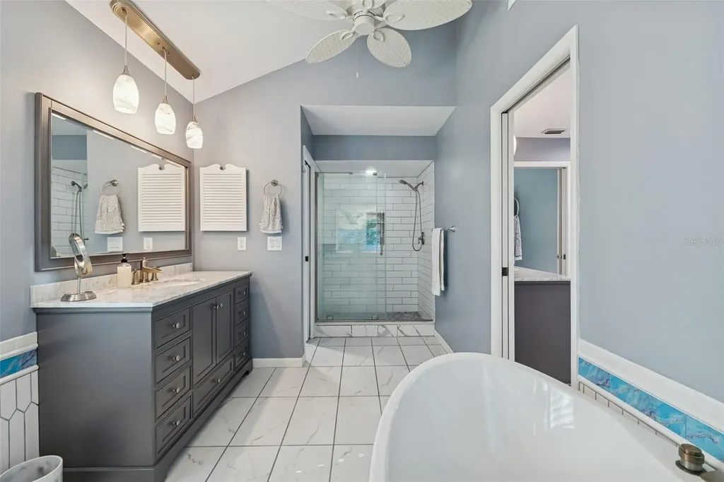 2194 Pinnacle Circle N Palm Harbor FL 34684