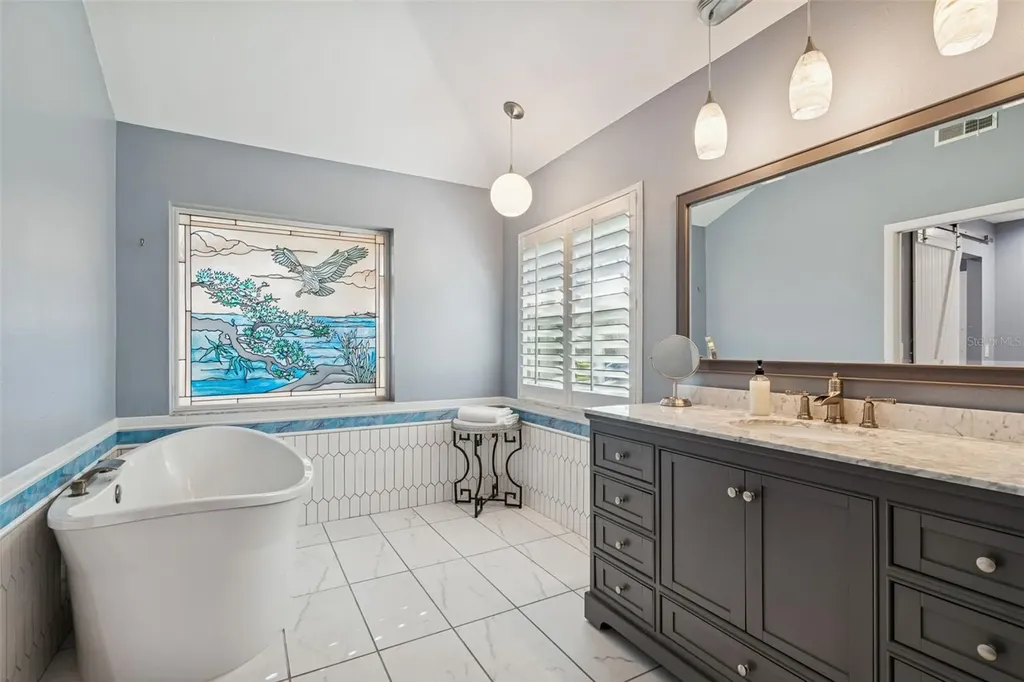2194 Pinnacle Circle N Palm Harbor FL 34684