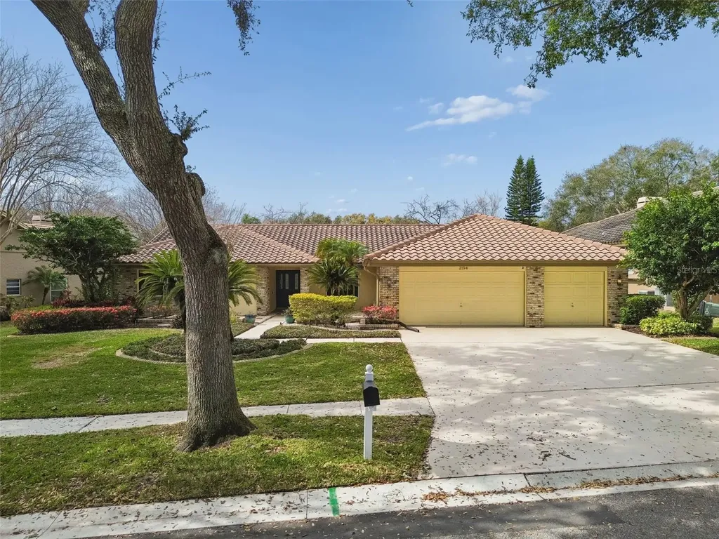 2194 Pinnacle Circle N Palm Harbor FL 34684