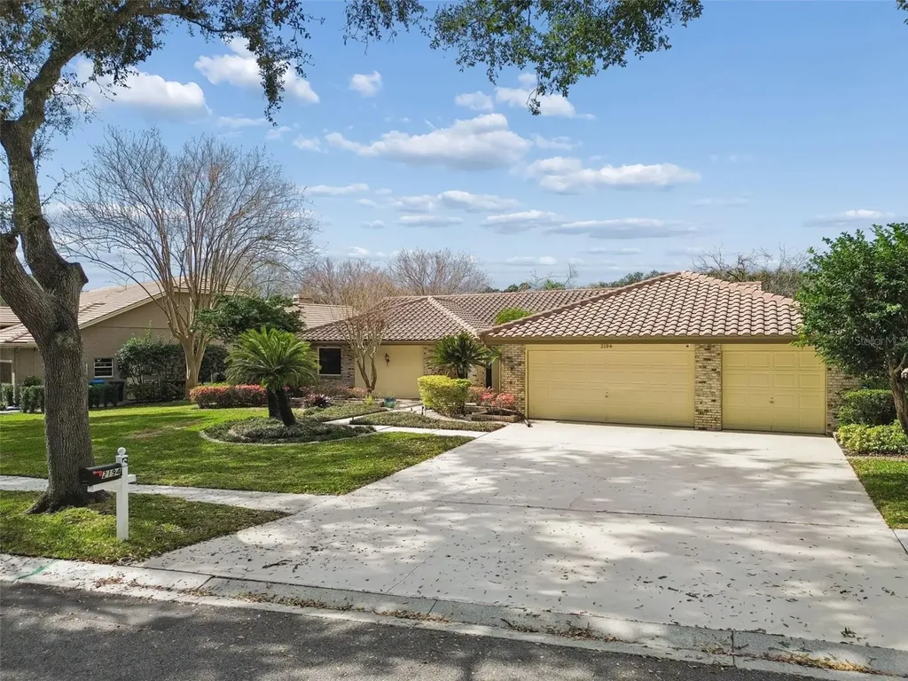 2194 Pinnacle Circle N Palm Harbor FL 34684