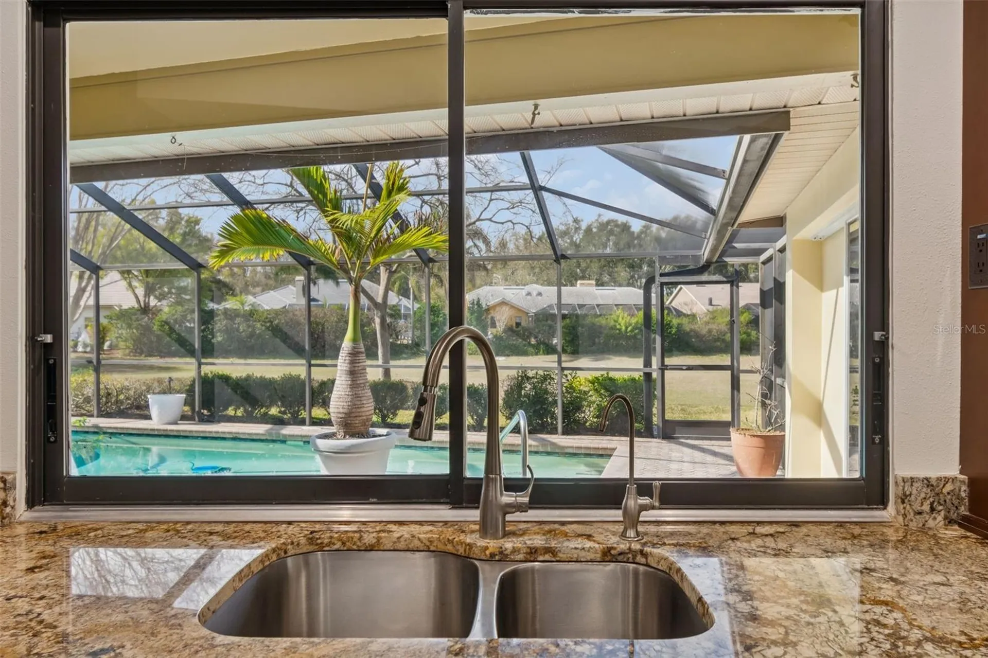 2194 Pinnacle Circle N Palm Harbor FL 34684