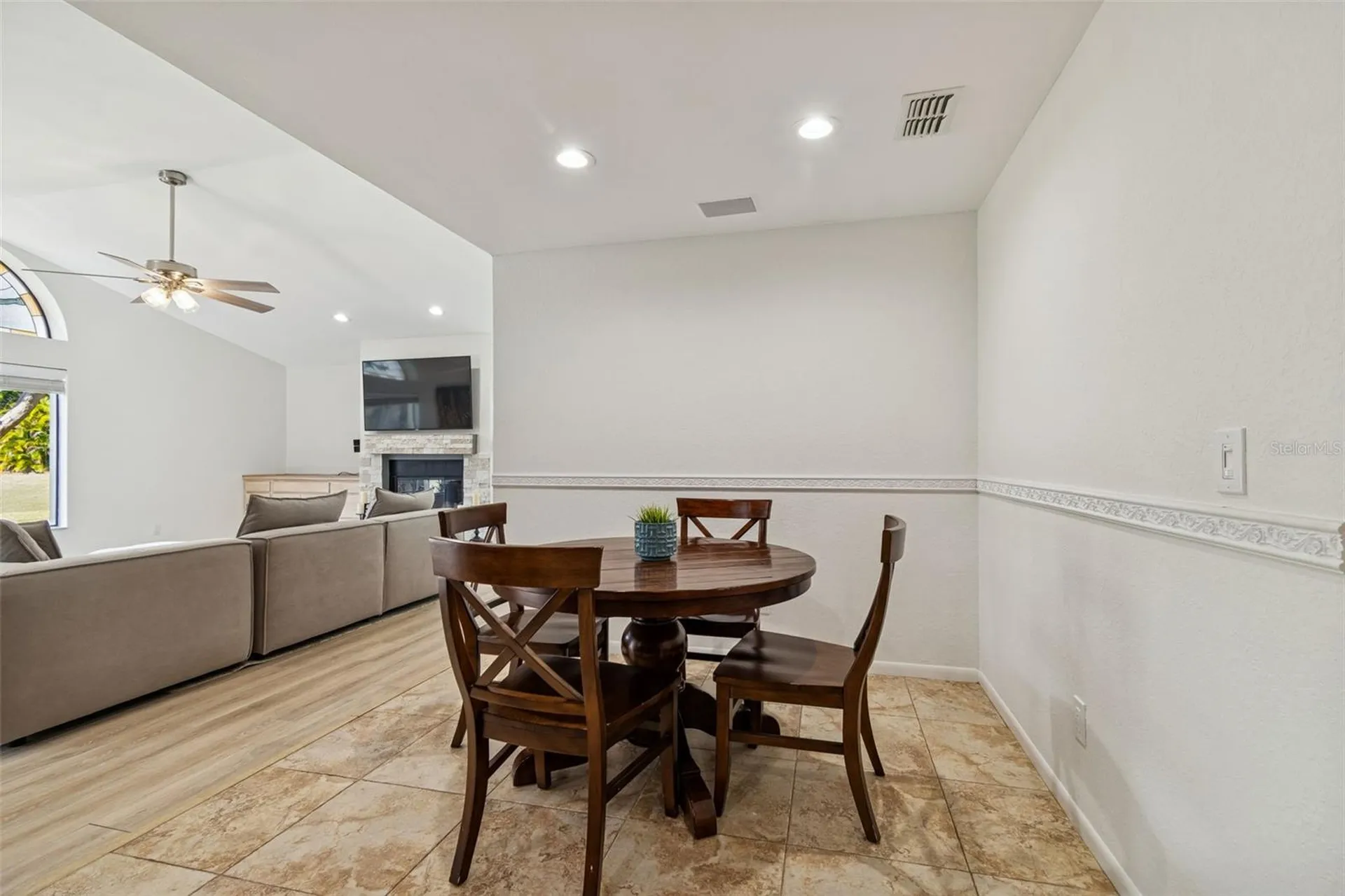 2194 Pinnacle Circle N Palm Harbor FL 34684