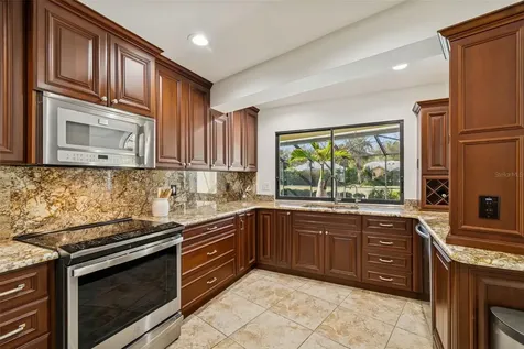 2194 Pinnacle Circle N Palm Harbor FL 34684