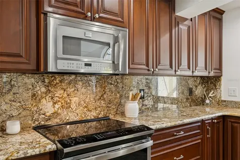 2194 Pinnacle Circle N Palm Harbor FL 34684