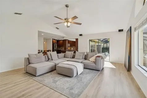 2194 Pinnacle Circle N Palm Harbor FL 34684