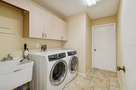 2194 Pinnacle Circle N Palm Harbor FL 34684