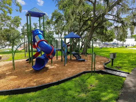 2194 Pinnacle Circle N Palm Harbor FL 34684