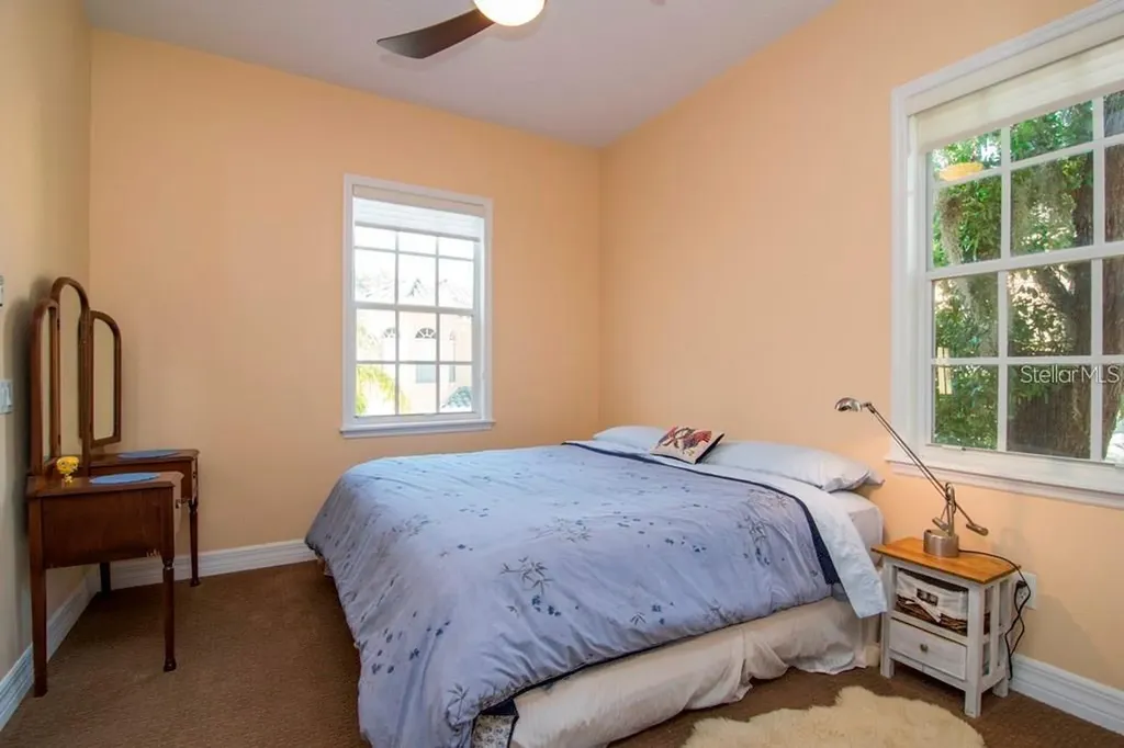 2907 Hansen Manor Lane Tampa FL 33611